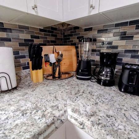 Cheerful 3-Bedroom Home /Ac+ Free Parking North Miami Beach Exteriér fotografie