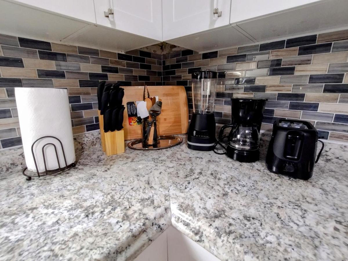 Cheerful 3-Bedroom Home /Ac+ Free Parking North Miami Beach Exteriér fotografie